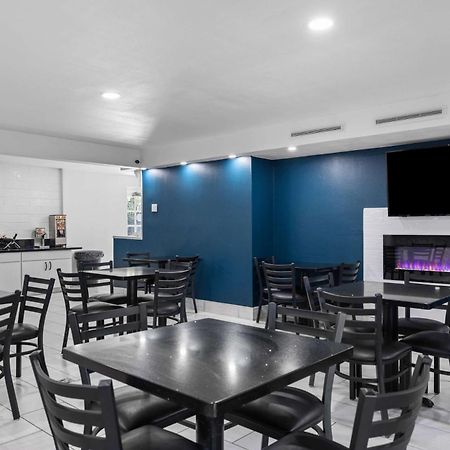La Quinta Inn By Wyndham Stockton Buitenkant foto