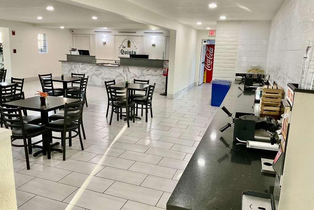 La Quinta Inn By Wyndham Stockton Faciliteiten foto